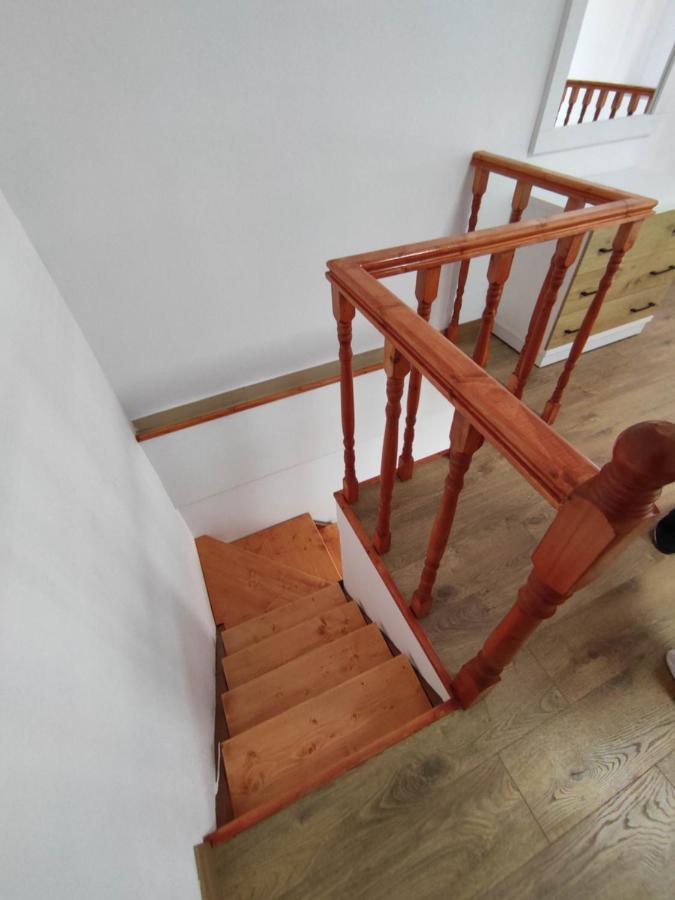 Rose Apartment ซารานเดอ ภายนอก รูปภาพ