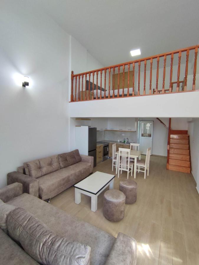 Rose Apartment ซารานเดอ ภายนอก รูปภาพ