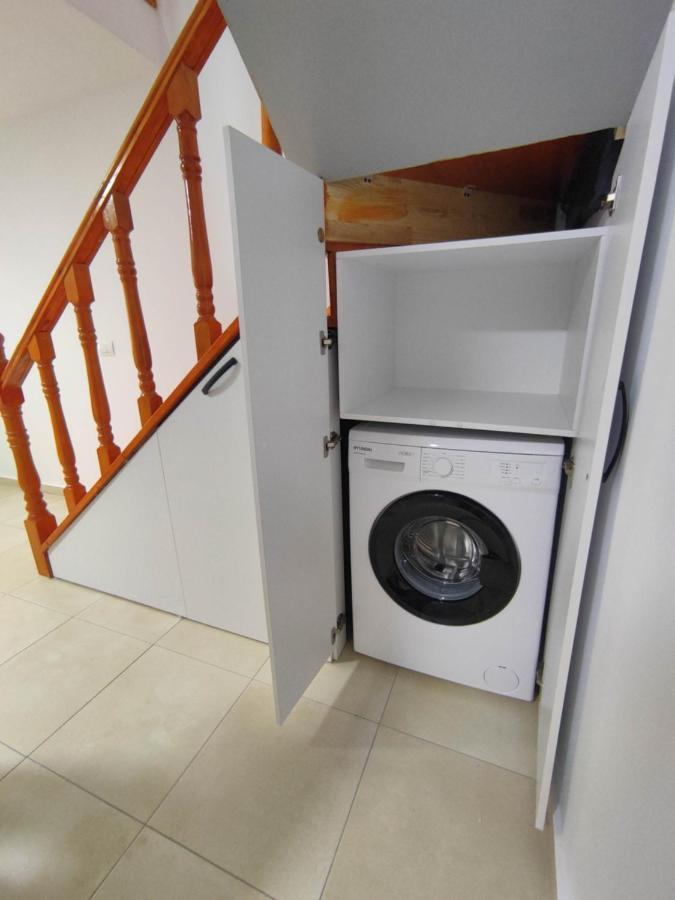 Rose Apartment ซารานเดอ ภายนอก รูปภาพ