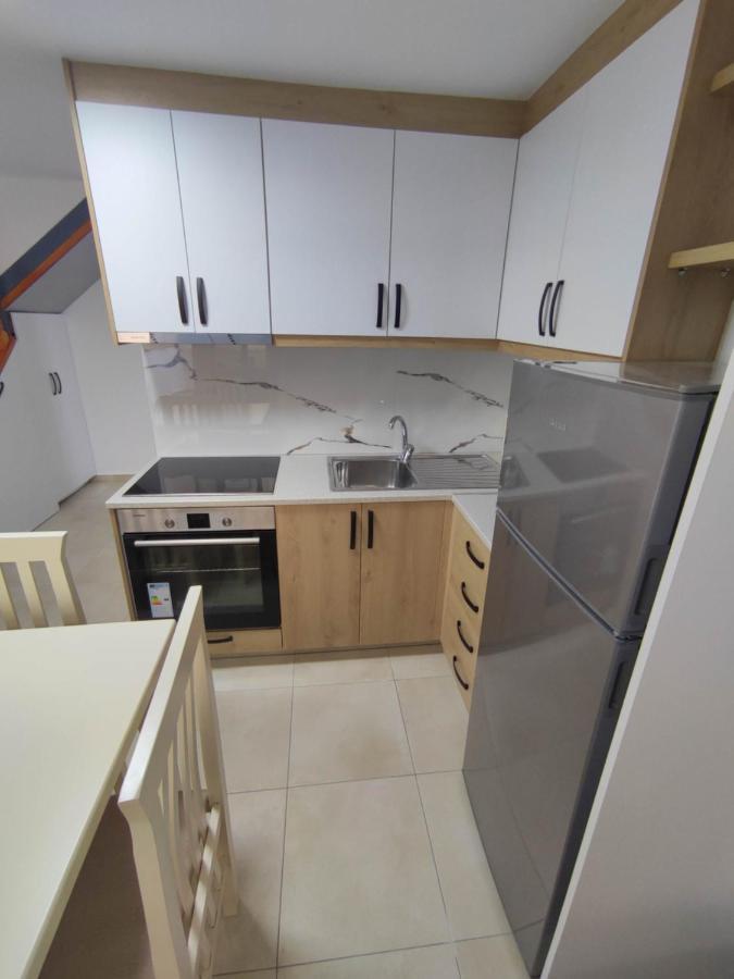Rose Apartment ซารานเดอ ภายนอก รูปภาพ